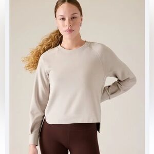 NWOT Athleta Crewneck Seasoft Pullover